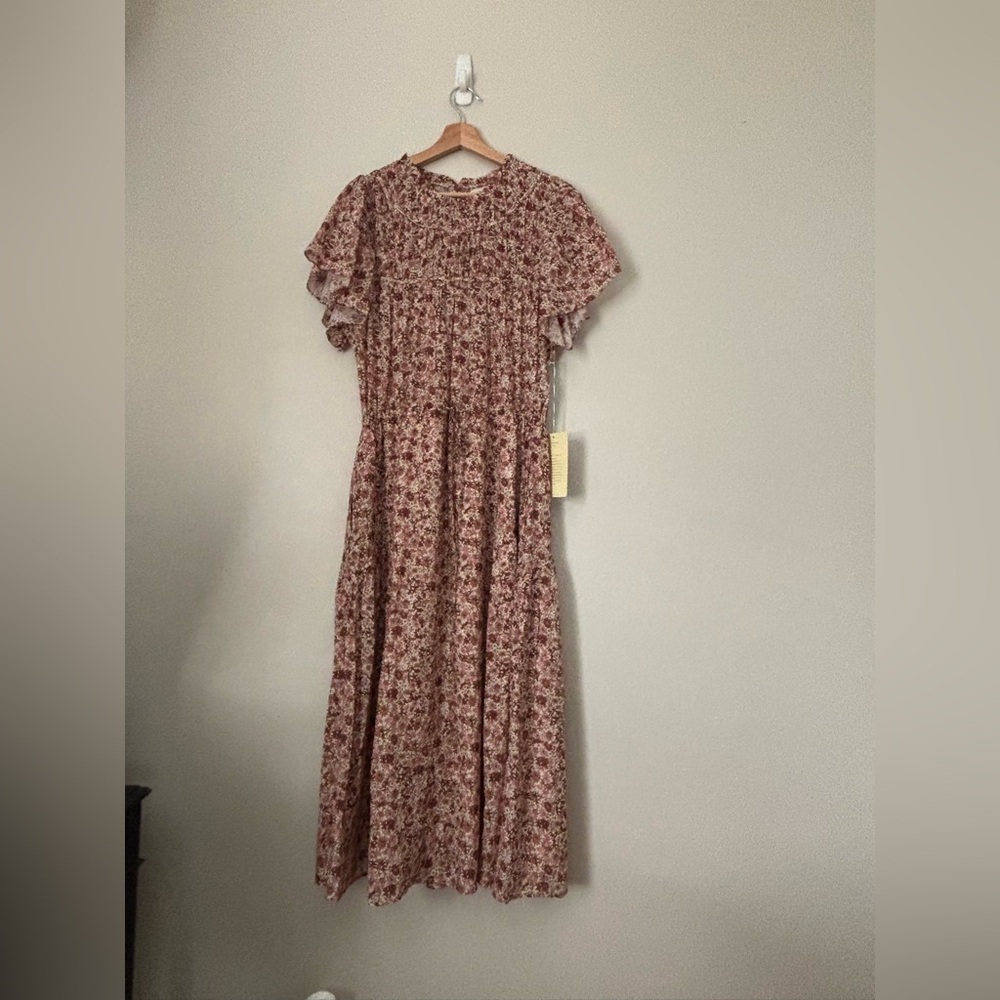 Trovata Floral Flutter Sleeve Midi Dress - Picture 4 of 14